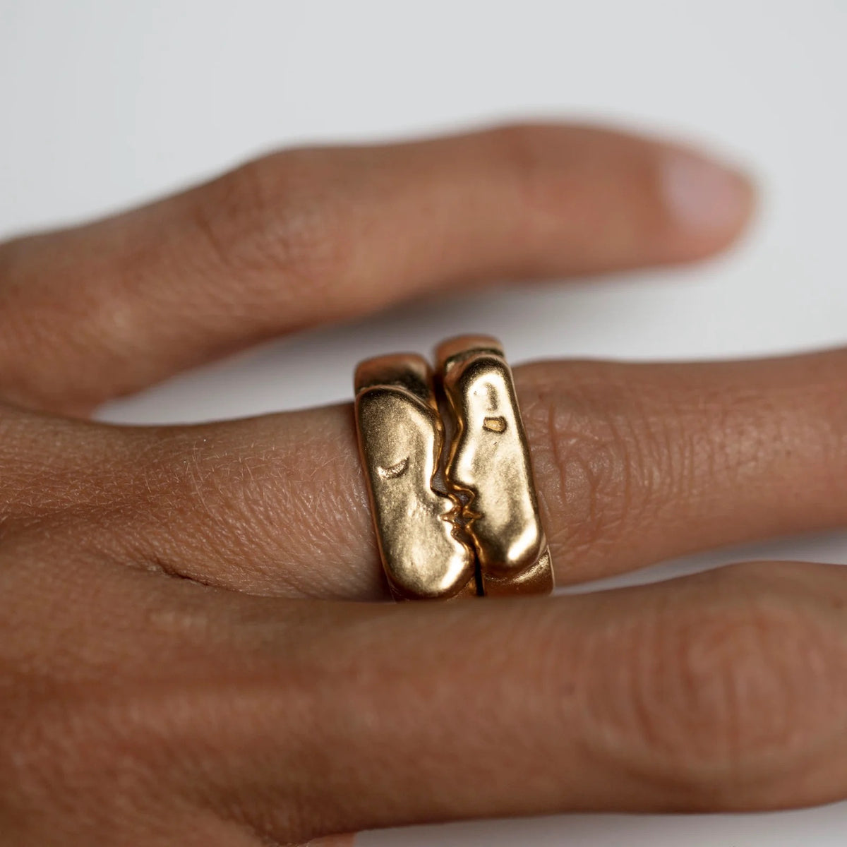 Kiss Rings - Gold – Ode To Perfume